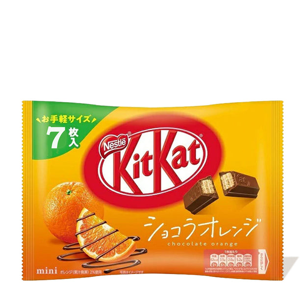 The Nestle Japan Kit Kat: Chocolate Orange features vibrant packaging with orange slices and chocolate images. This seasonal Japanese treat includes seven mini bars, ideal for satisfying your chocolate orange cravings.